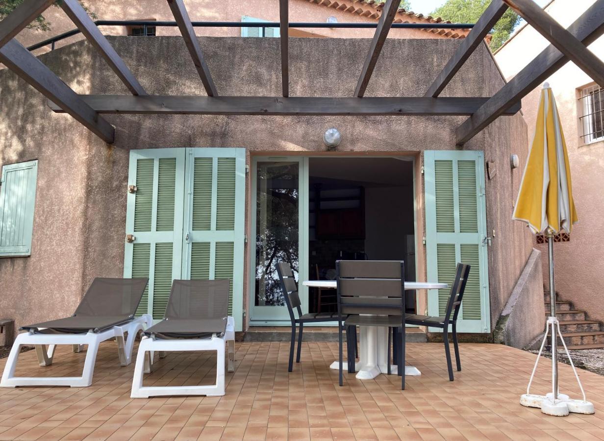 Parc Et Residence Le Provencal Hyères Exterior foto